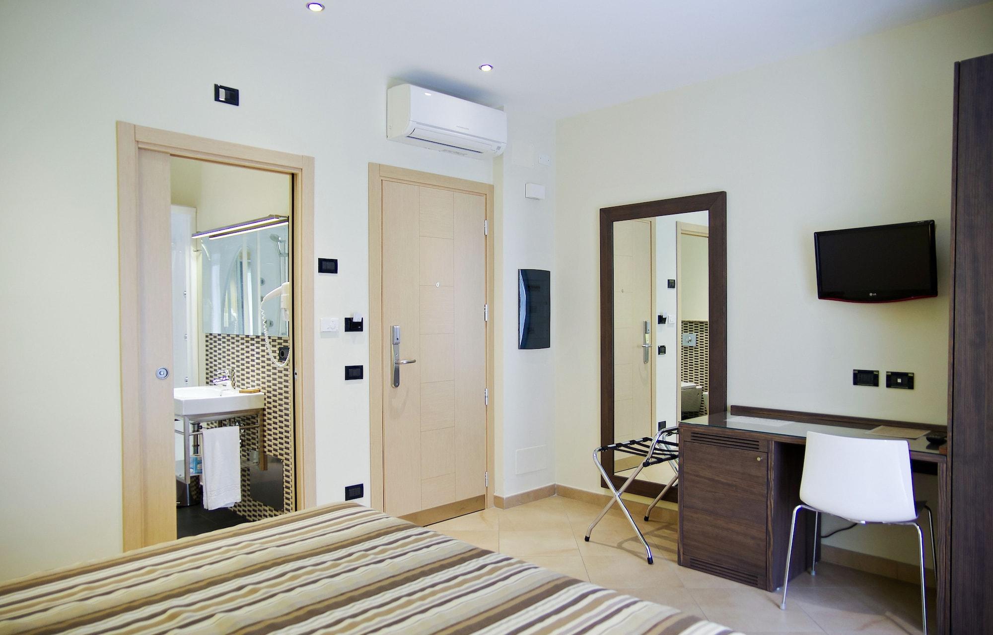 Bb 10 Serpotta - Palazzo Riolo & Restaurant ปาแลร์โม ภายนอก รูปภาพ